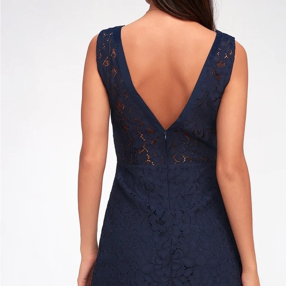 ⭕️ PRICE FIRM BB Dakota Size 4 Janelle Navy Blue Lace Sleeveless Dress - Picture 3 of 7